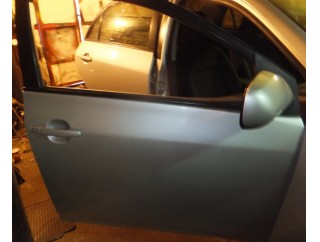 Дверь передняя правая Toyota Corolla