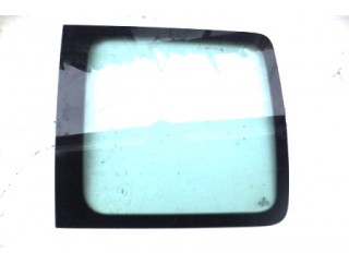Боковое стекло заднее левое Caddy 2005