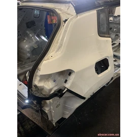 Чверть задня права Jeep Compass 2019 68243522AC