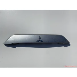 Накладка кришки багажника Outlander XL 07-12 5817A022