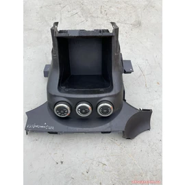 Накладка центральної консолі Outlander XL 07-12 7820A081XB