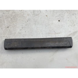 Накладка на поріг Pajero Wagon 2007 MR655352