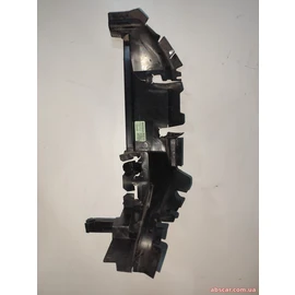 Дефлектор радіатора верхній Jeep Compass 23-25 2.0T 68443380AA