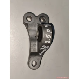 Кронштейн задньої подушки двигуна Jeep Compass 23-25 2.0T 68548798AA