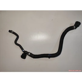 Патрубок радіатора інтеркулера верхній Jeep Compass 23-25 2.0T 68444063AA