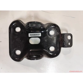 Кронштейн подовжнього важеля задній Jeep Compass 17-24 68246683AA