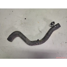 Патрубок охолодження верхній Ford Escape 2015-2019 GV618260DC