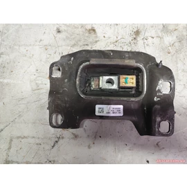 Подушка кріплення КПП Ford Escape 2015-2019 AV617M121EB