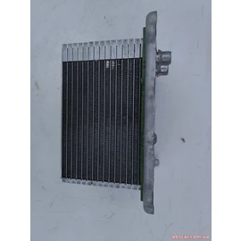 Інтеркулер теплообмінник Jeep Compass 22-26 5281983AA