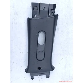 Накладка центральної стійки верхній ремінь права Jeep Compass 19-26 чорна 6ND20DX9AA