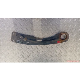 Важіль задній правий Ford Escape 2013-2016 CV615K898ANE