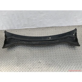 Жабо Ford Escape 2023-2026 LJ6BS02216AFW