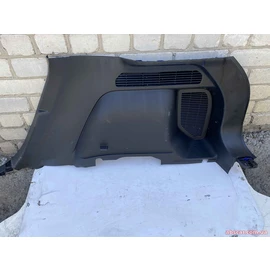 Накладка (обшивка) багажника права Ford Escape 2023-2026 LJ6BS31012